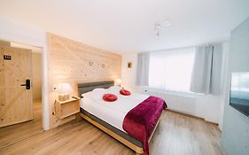 Black Forest Dream Apartments